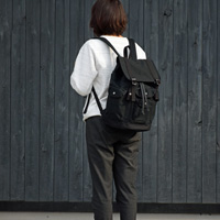 backpack バックパック　女性にもピッタリなサイズ